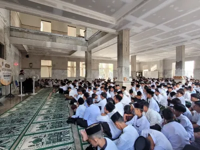 Peringatan Maulid Nabi Muhammad SAW Ponpes Al-Kamal